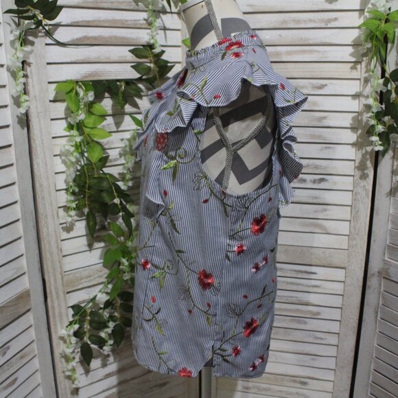 BCBGeneration Sleeveless Ruffle Embroidered Top (369) - Picture 6 of 9